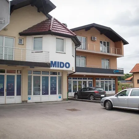 בית הארחה Apartments&rooms Mido