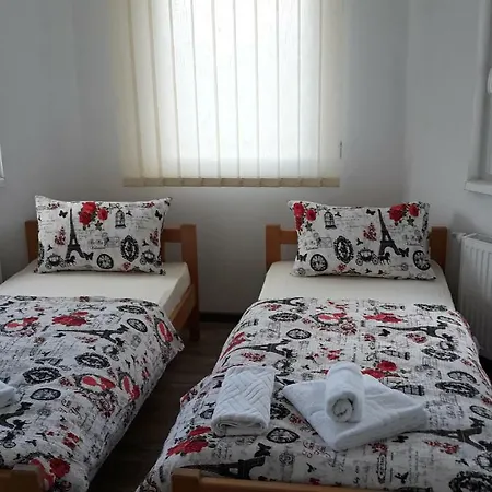 Apartments&rooms Mido Pensionat
