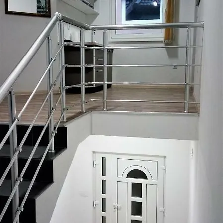 Apartments&rooms Mido 3* ויסוקו