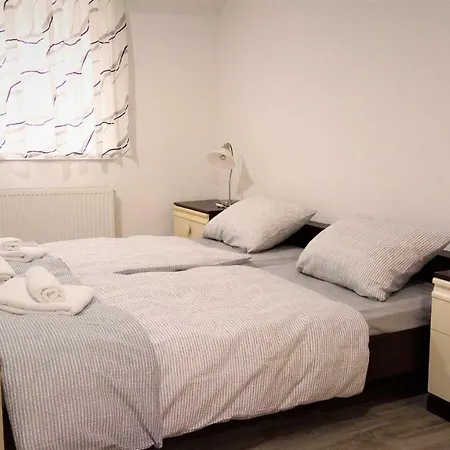 Apartments&rooms Mido 3* ויסוקו