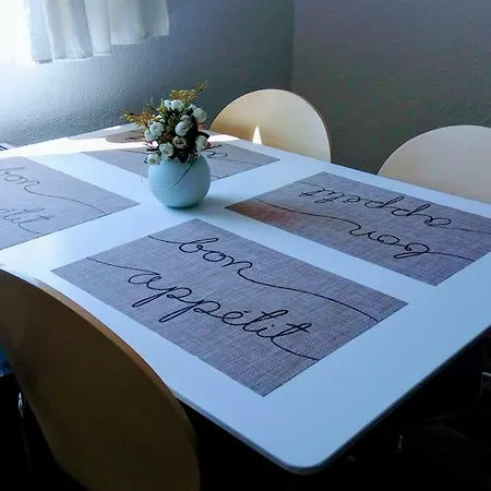 בית הארחה Apartments&rooms Mido ויסוקו